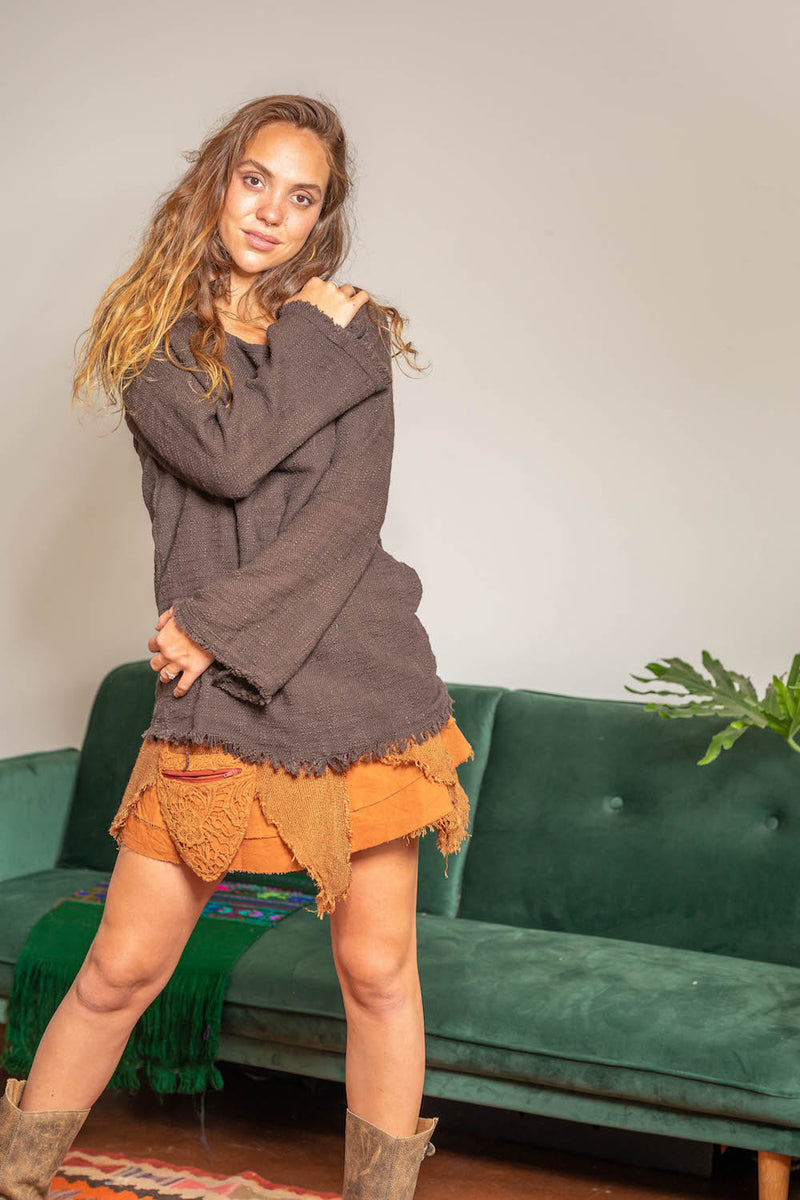 BACK TO NATURE LONG SLEEVE TOP DARK BROWN