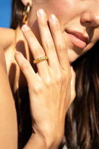 MOONRISE RING