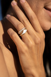 SUNSET WAVE RING
