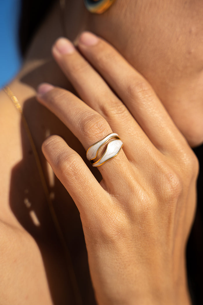 SUNSET WAVE RING
