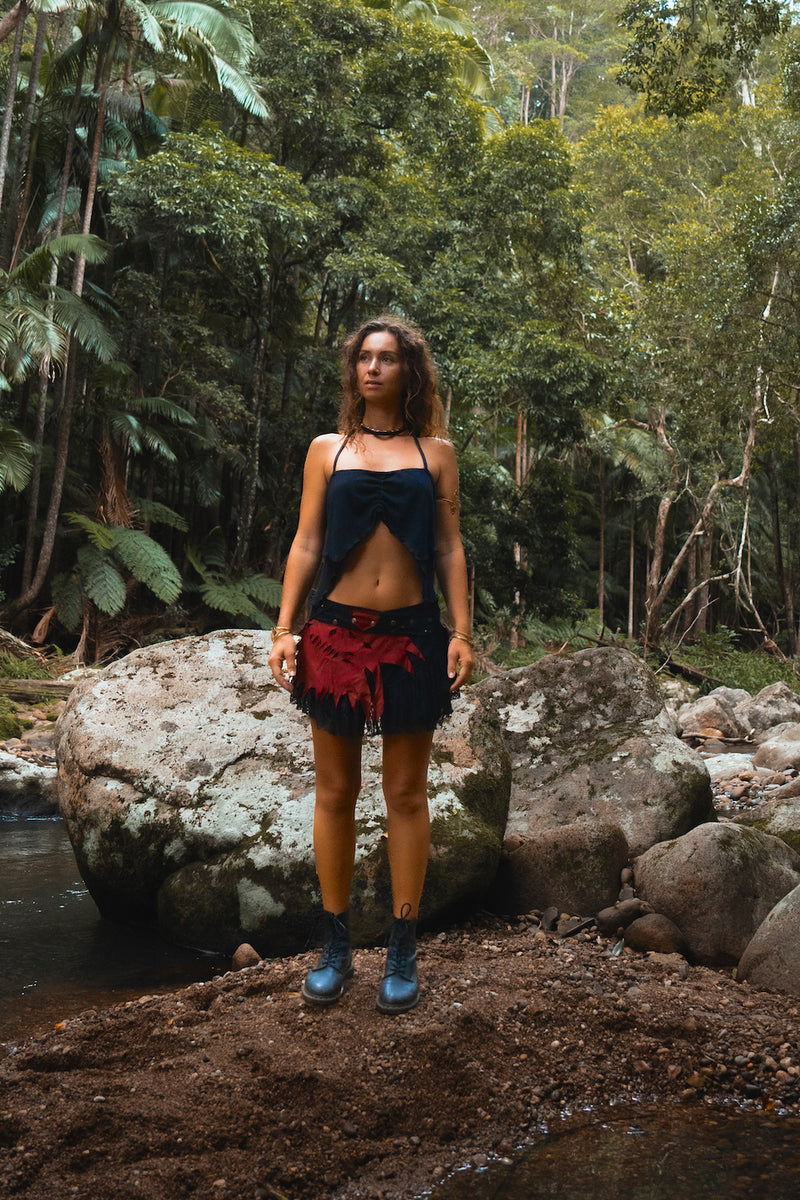 FOREST PUNK SKIRT BLACK RED