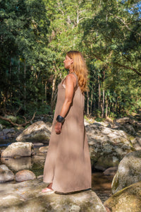 ILANA DRESS EARTHY NATURAL BROWN