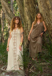ILANA DRESS EARTHY NATURAL BROWN