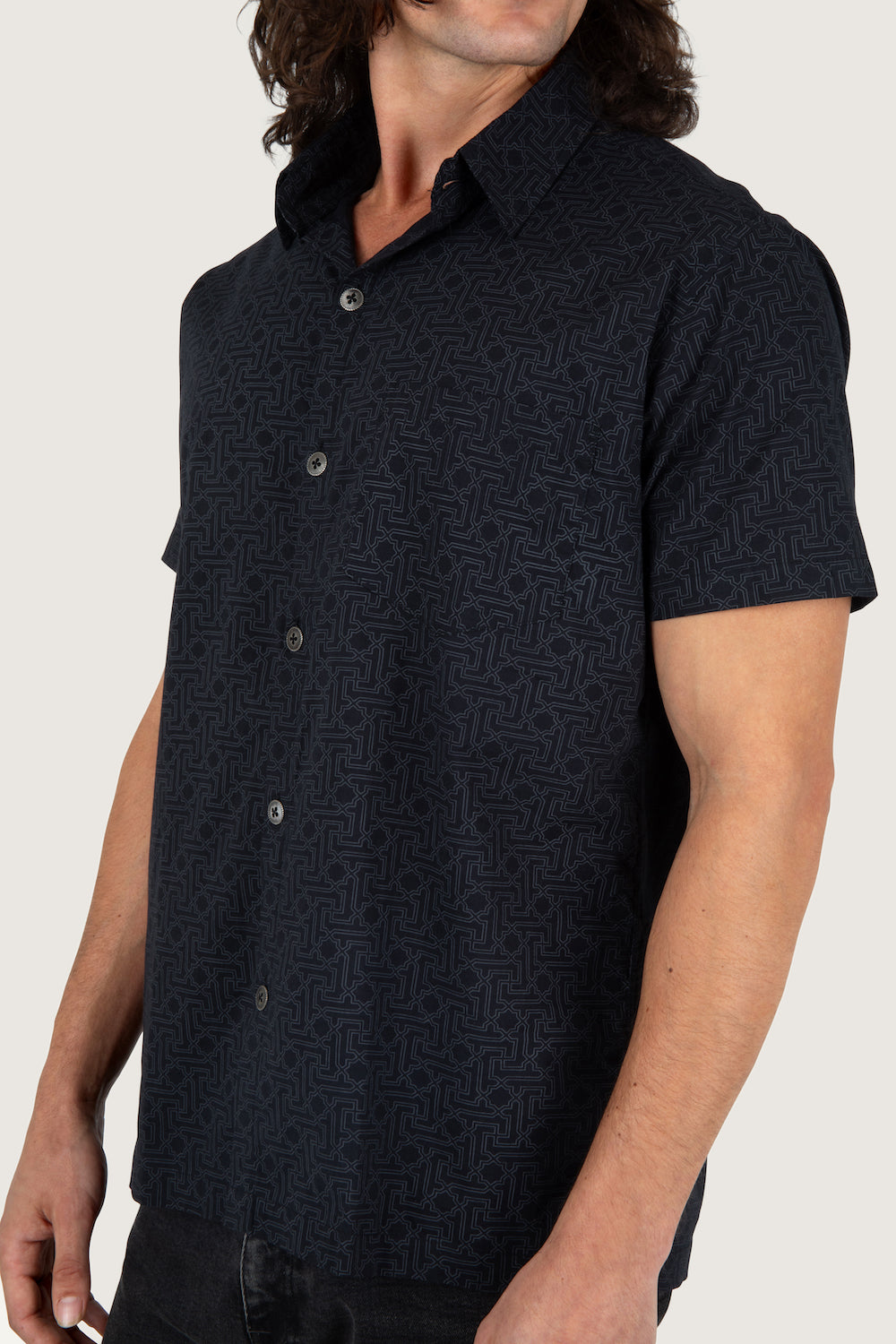 SACRED SYMMETRY SHIRT SHORT SLEEVE SHIRT