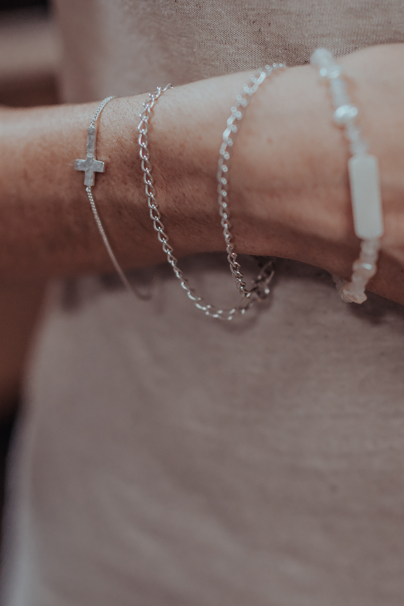 CROSS BRACELET